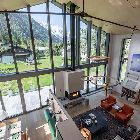 Chalet Contemporain Avec Sauna, Cheminee, Et Grand Jardin - Fr-1-343-243